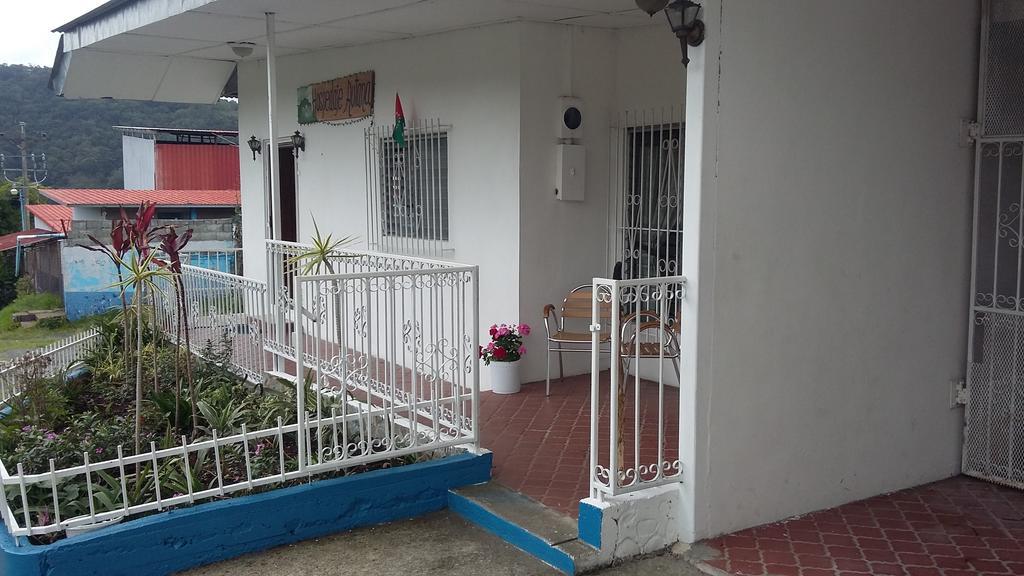 Autana Bed & Breakfast 下博克特 外观 照片