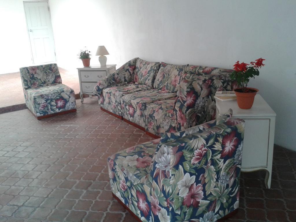 Autana Bed & Breakfast 下博克特 外观 照片