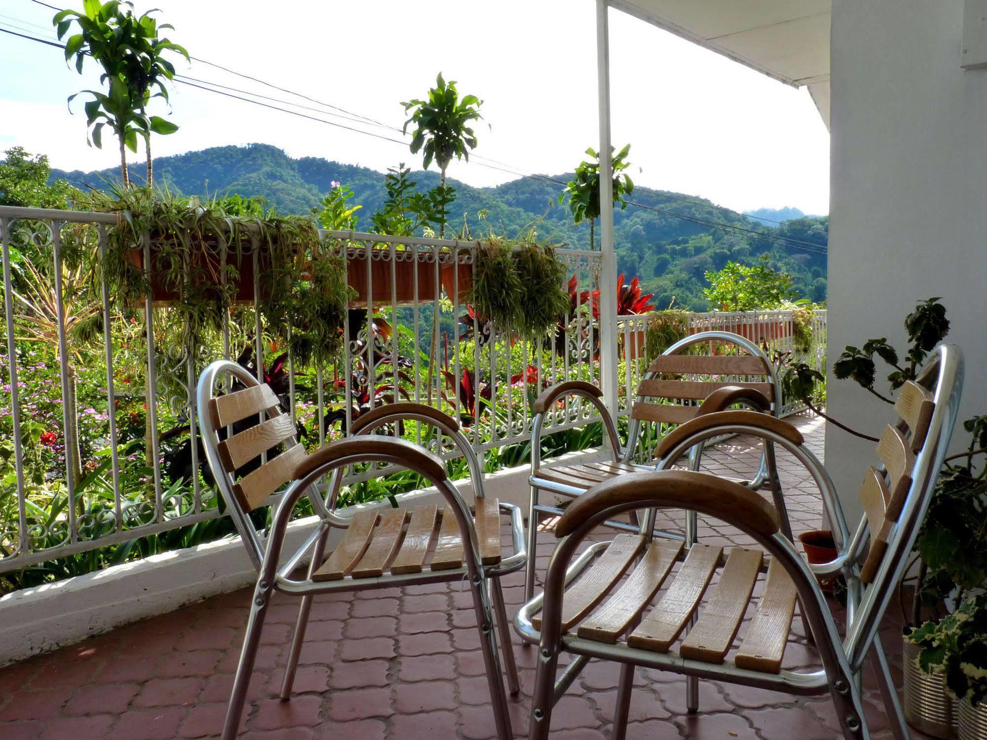 Autana Bed & Breakfast 下博克特 外观 照片